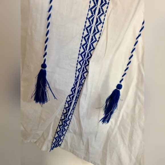 Embroidery blouse💙 - Picture 2 of 8